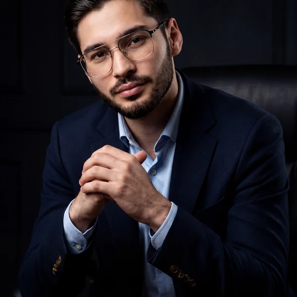 Комолхон Собиров — основатель SYNDICATE GROUP